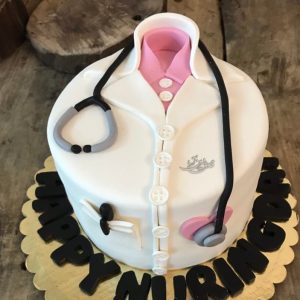 کیک روز پزشک دخترانه