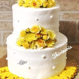 کیک عروسی با تم زرد