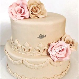کیک عروسی تم کرم