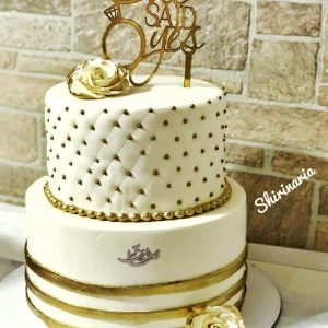کیک عروسی سفید و طلایی